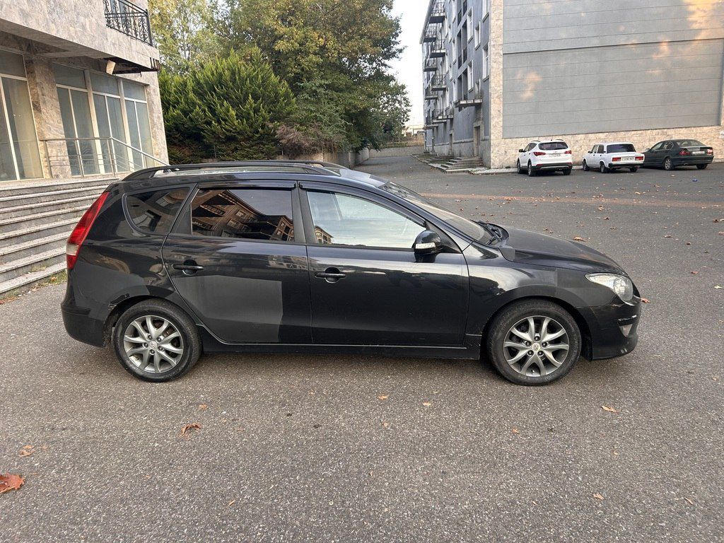 Hyundai i30, 1.6 L, 2011 il, 700 000 km 77-SF-031 — Avtomobillər, İsmayıllı (3)