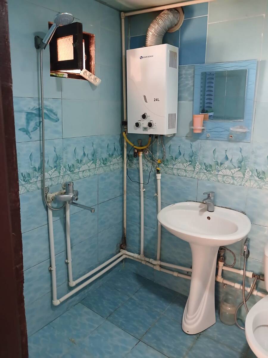 İcarəyə verilir 2 otaqlı köhnə tikili 65 m² — Mənzil, Bakı (8)