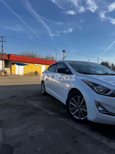 Hyundai Elantra 1.8 L, 2015, 15 000 mil — Ağstafa