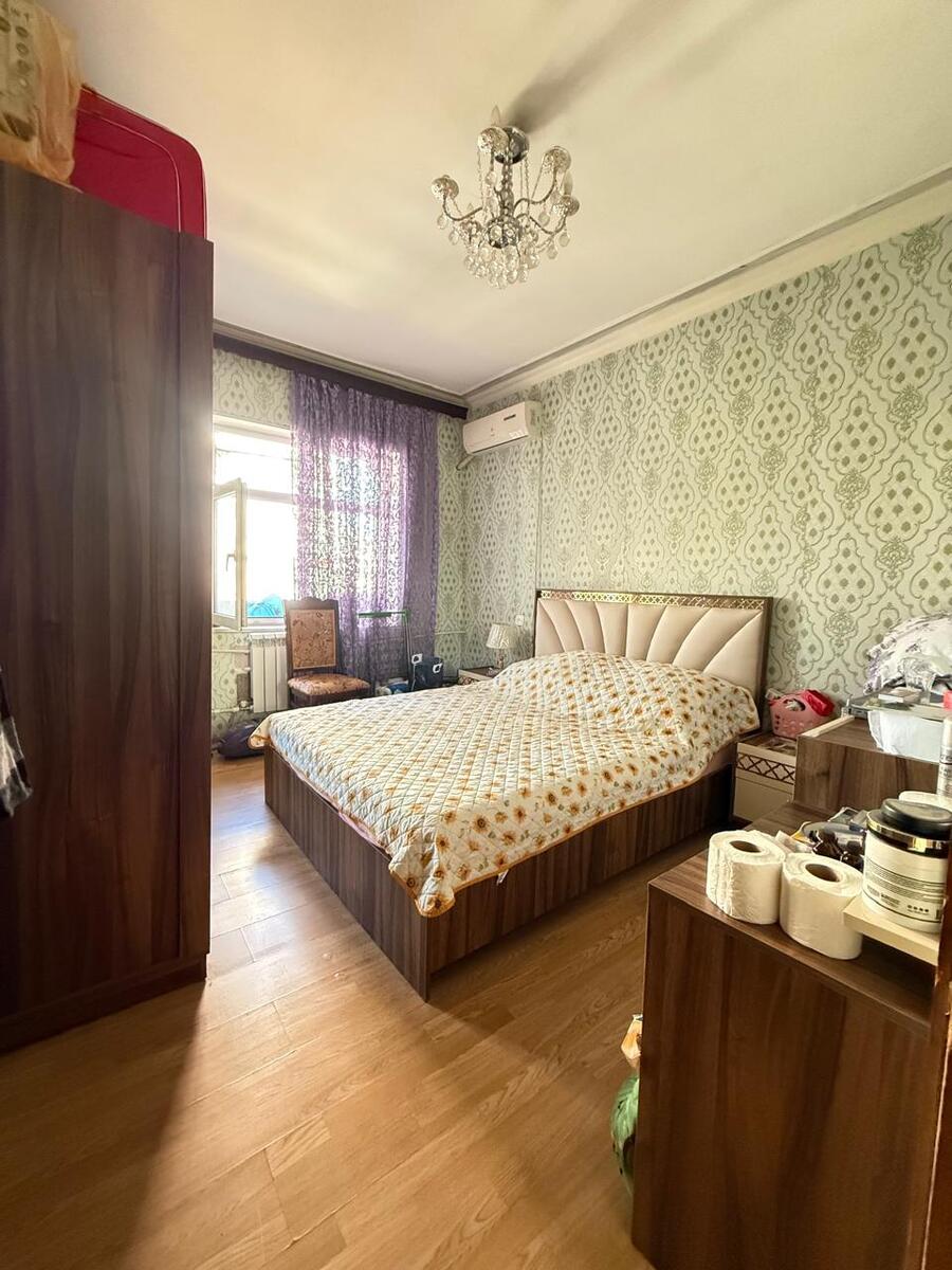 Satılır 2 otaqlı köhnə tikili 68 m² — Mənzil, Bakı (4)