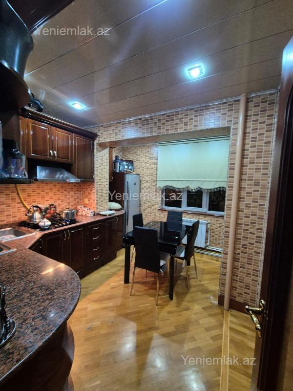 Satılır 3 otaqlı Bina evi menzil (Köhnə tikili), 90 m², Nizami rayonu — Mənzil, Bakı (9)