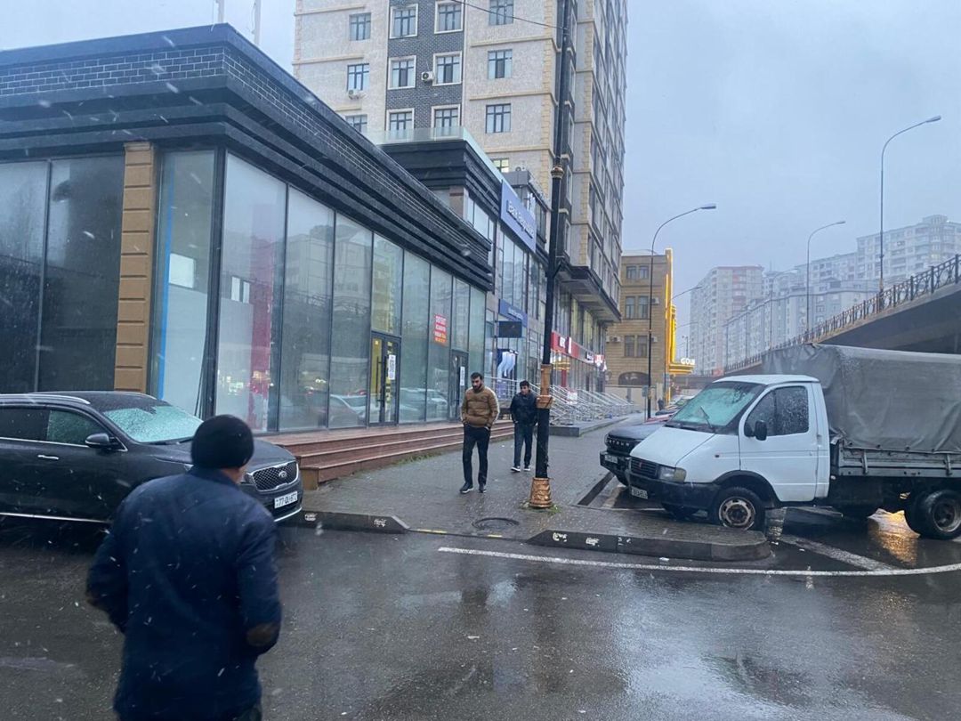 Satılır obyekt 110 m² — Əmlak, Bakı (2)
