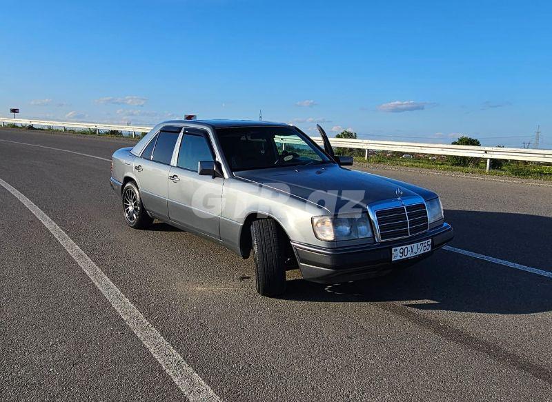 Mercedes E 200 2.0 L, 1991, 392 000 km 90-XJ-765 — Avtomobillər, Qazax (2)