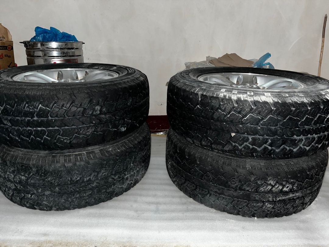 Toyota Prado təkərləri 265/65 R17 — Ehtiyat hissələri və aksesuarlar, Xaçmaz