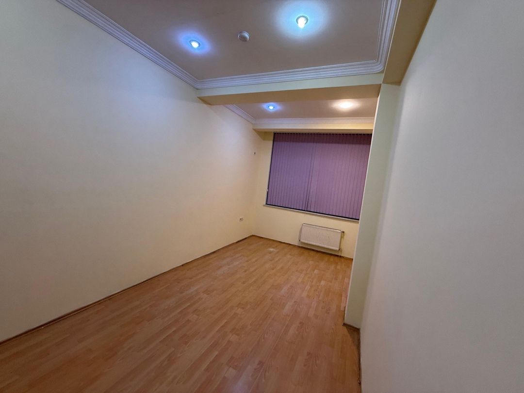 İcarəyə verilir 8 otaqlı ofis 255 m² — Ofis, Bakı (2)