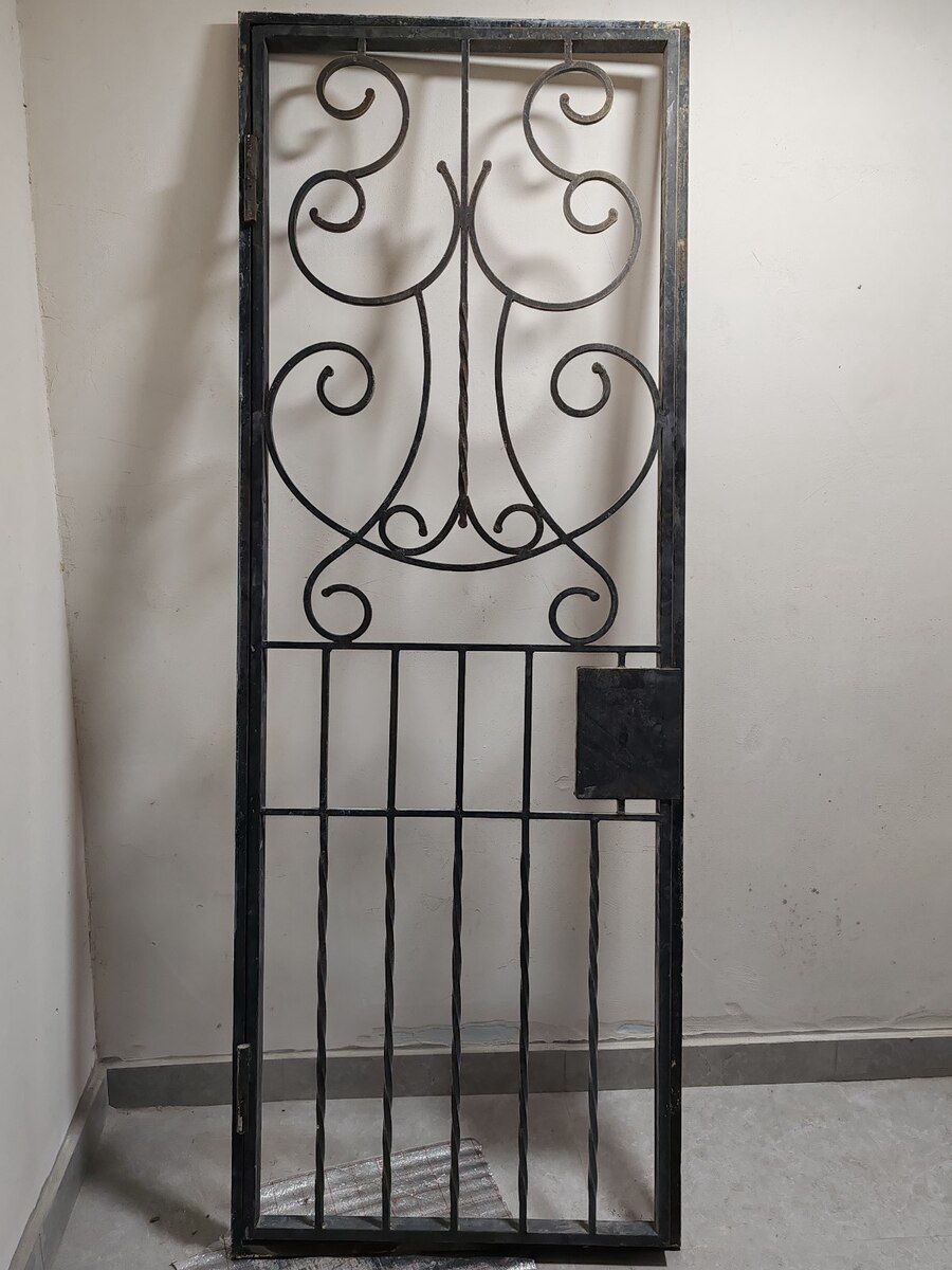 Dəmir barmaqlıqlı qapı — Təmir və inşaat, Bakı