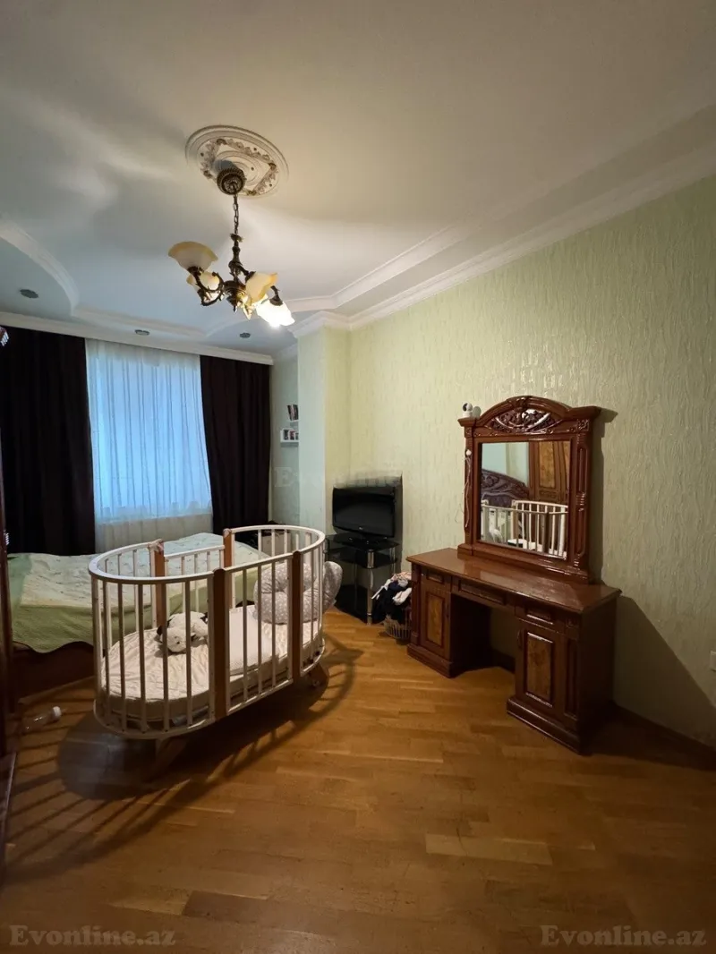 Satılır 2 otaqlı Mənzil Yeni tikili 90 m² Bakı, Nizami r., Xalqlar Dostluğu m., 8-ci kilometr — Mənzil, Bakı (4)