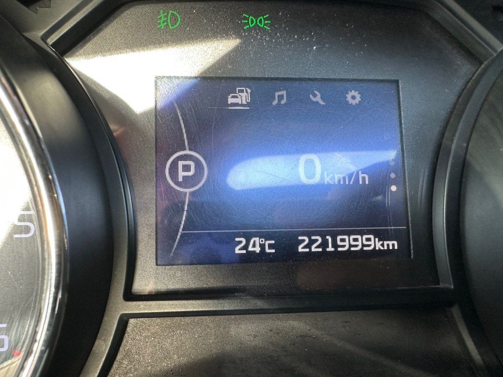 Kia Carnival, 2.2 L, 2015 il, 222 000 km 77-HM-081 — Avtomobillər, Bakı (9)