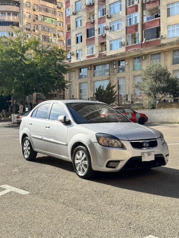 Kia Pride, 1.5 L, 2011 il, 320 000 km — Avtomobillər, Bakı (4)