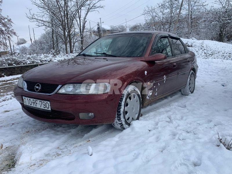 Opel Vectra 1.8 L, 1997, 389 765 km 10-RF-790 — Avtomobillər, Bakı (7)