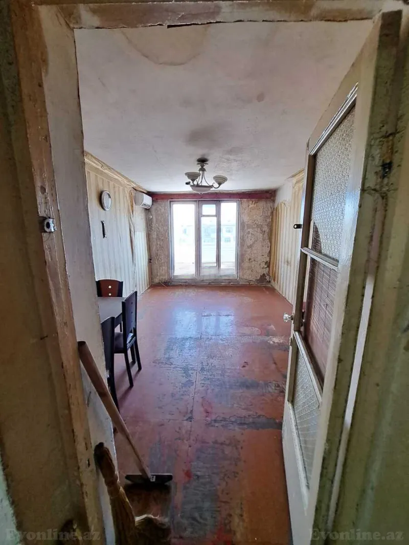 Satılır 1 otaqlı Mənzil Köhnə tikili 35 m² Bakı, Nərimanov r., Nəriman Nərimanov m — Mənzil, Bakı (2)