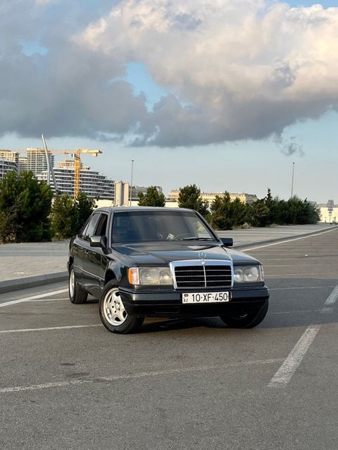 Mercedes 230 E, 2.3 L, 1990 il, 490 000 km — Bakı