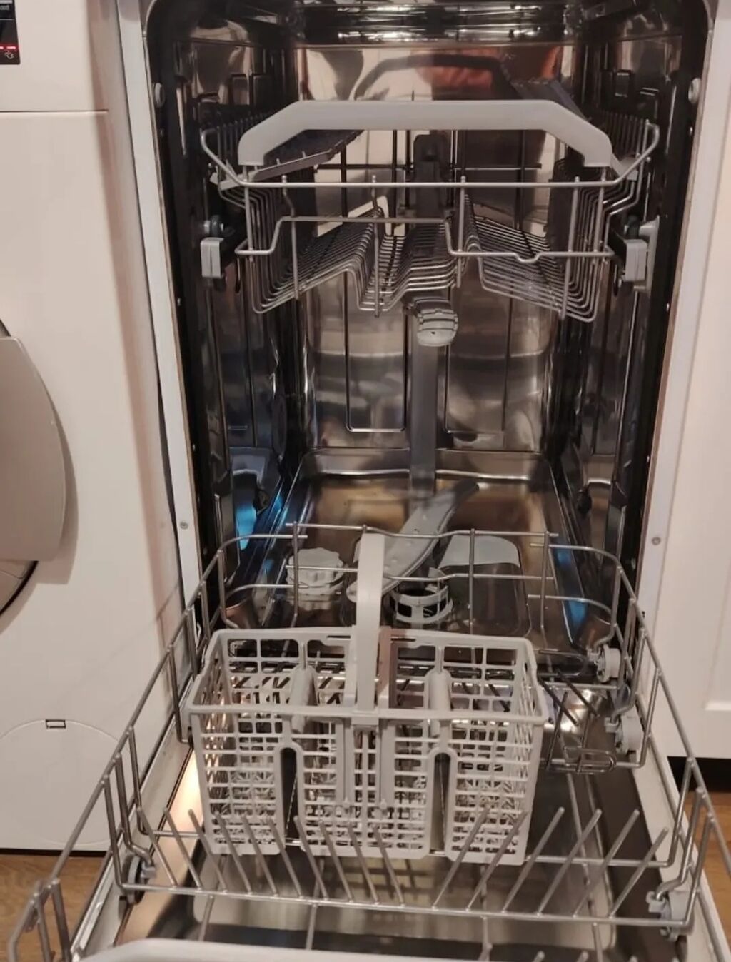 Hotpoint Ariston qabyuyan maşın – Lsap 1333.Az istifade olunub,ehtiyac — Qab yuyucu maşınlar, Bakı (4)