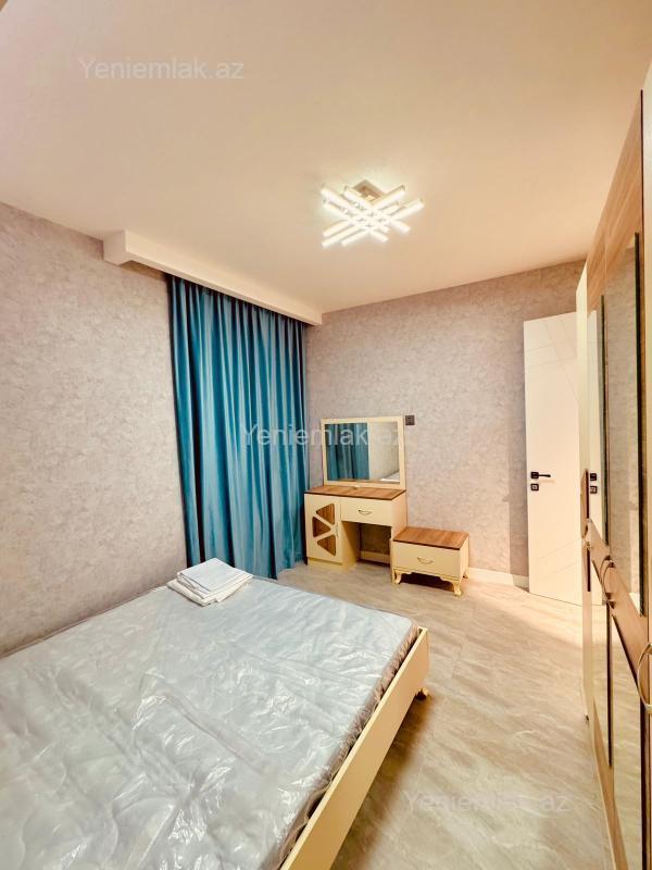 Günlük 4 otaqlı Həyət evi / Villa, 250 m², Xəzər rayonu — Ev, villa, Bakı (11)