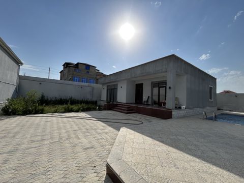 Satılır 4 otaqlı həyət evi/bağ evi 130 m² — Bakı