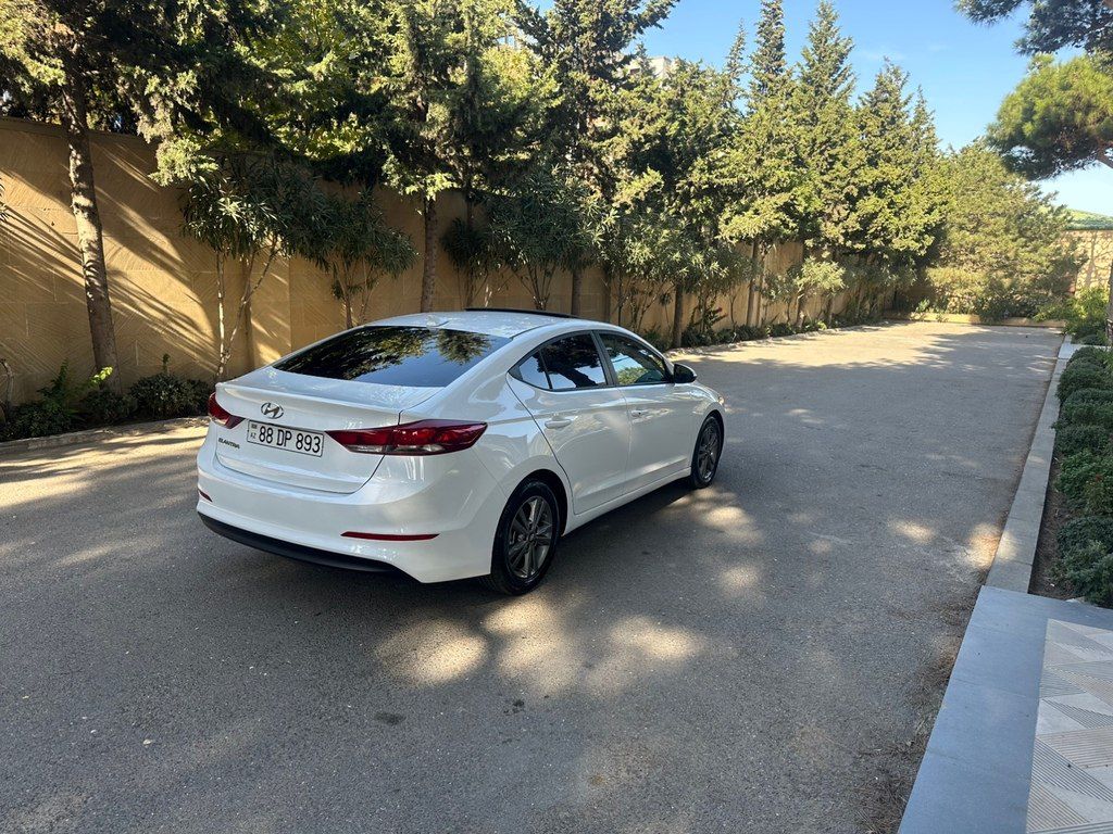 Hyundai Elantra, 2.0 L, 2018 il, 98 000 km 88-DP-893 — Avtomobillər, Bakı (3)