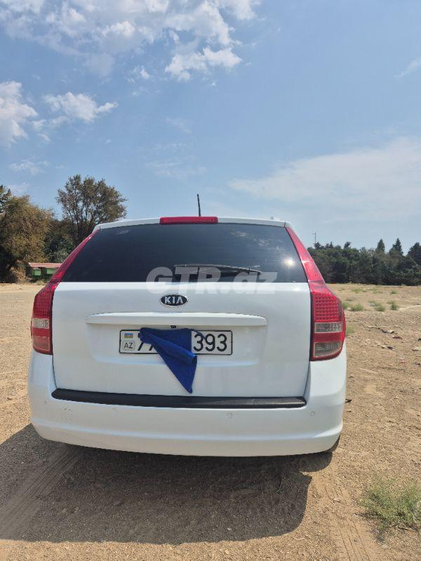 Kia Ceed SW 1.6 L, 2011, 410 000 km — Avtomobillər, Bakı (4)