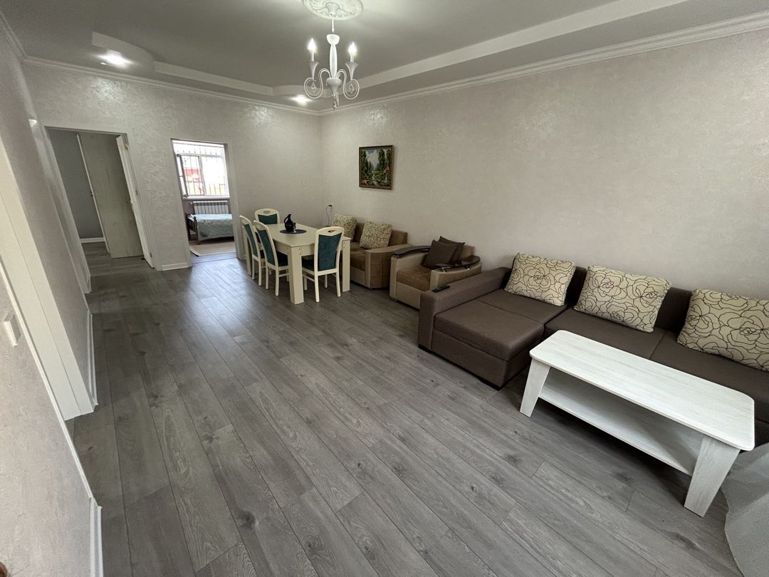 Satılır 5 otaqlı həyət evi/bağ evi 200 m² — Ev, villa, Bakı (11)