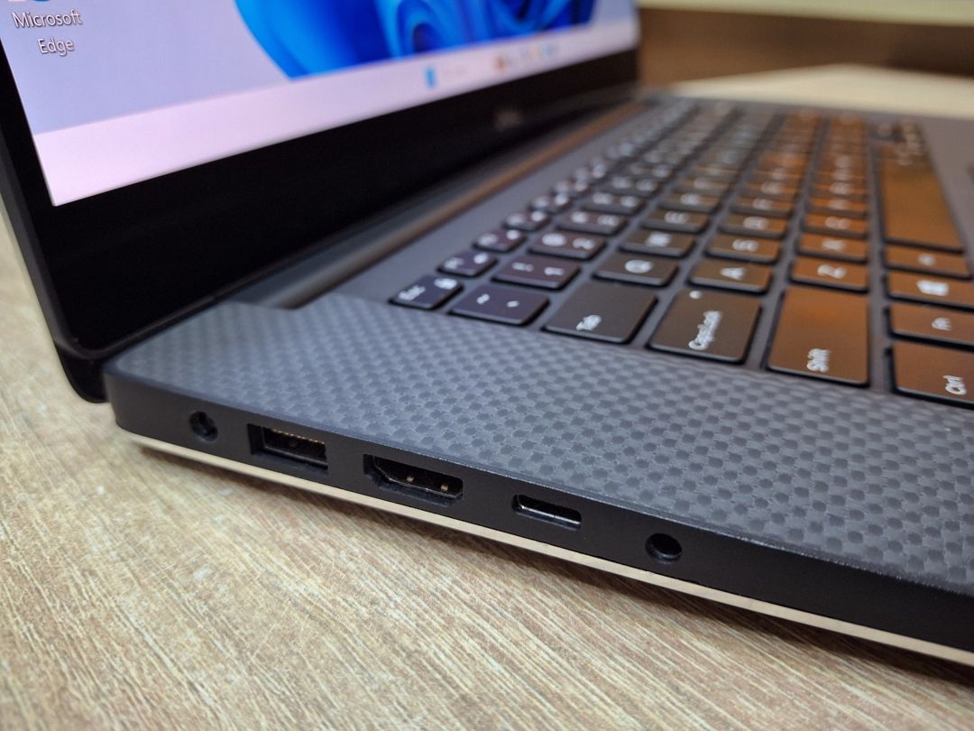 Dell Precision 5540 i9 9880H 32gb Ram 3.8K ekran — Noutbuklar, Bakı (7)