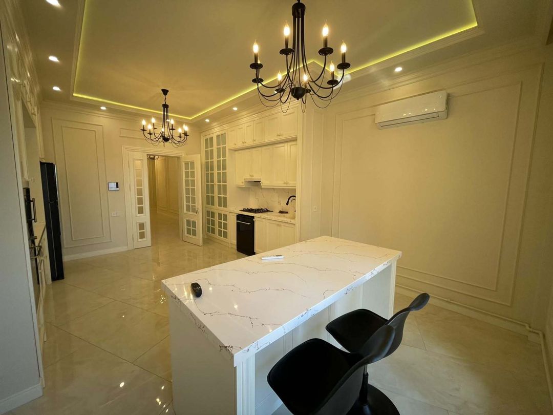 İcarəyə verilir 4 otaqlı yeni tikili 215 m² — Mənzil, Bakı (7)