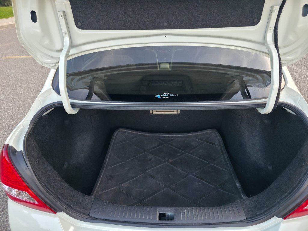 Nissan Tiida, 1.5 L, 2011 il, 177 000 km — Avtomobillər, Bakı (10)