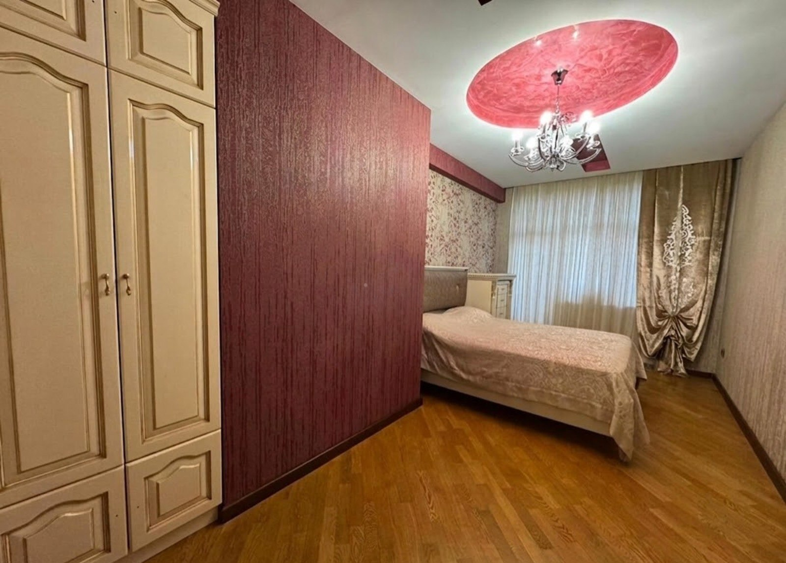 4 otaqlı mənzil 240 m² satılır — Mənzil, Bakı (12)