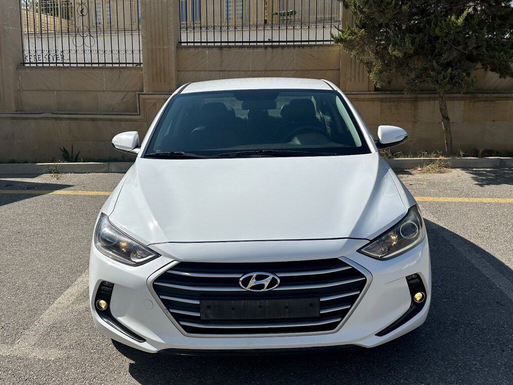 Hyundai Avante, 1.6 L, 2017 il, 208 000 km — Avtomobillər, Bakı (7)