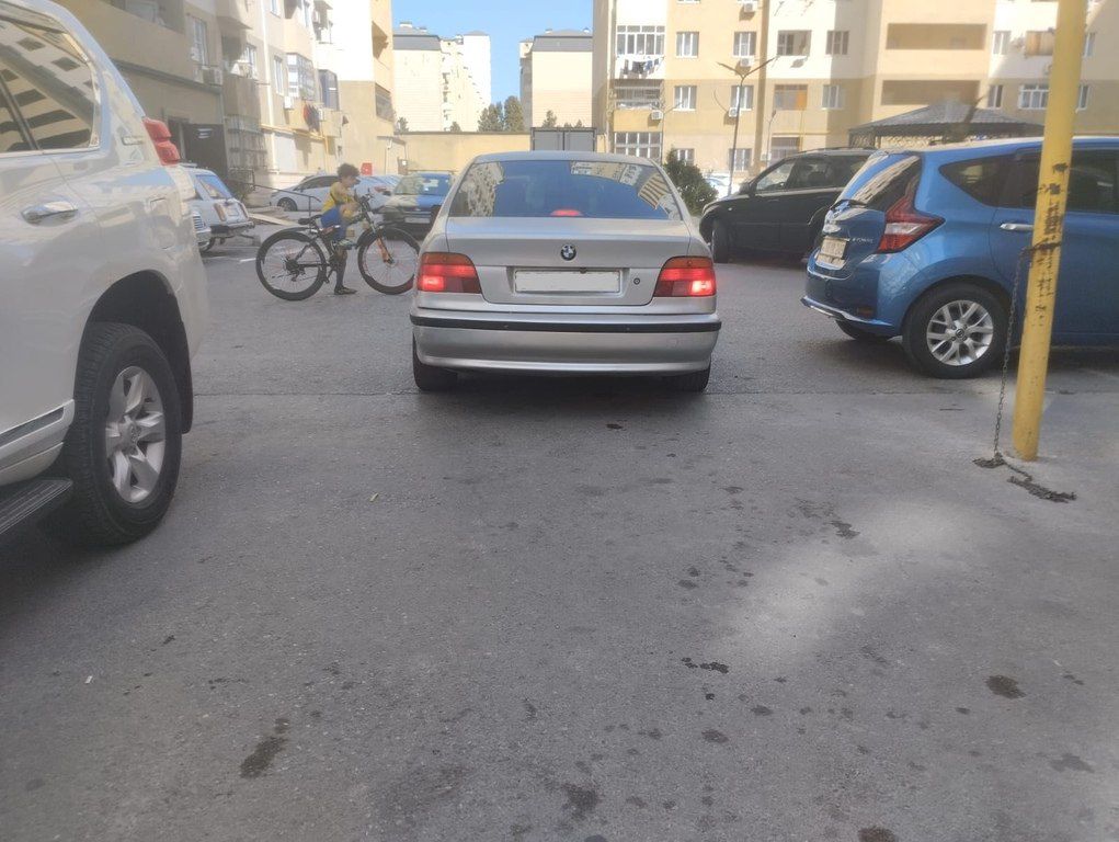 BMW 523, 2.5 L, 1997 il, 123 450 km — Avtomobillər, Bakı (10)