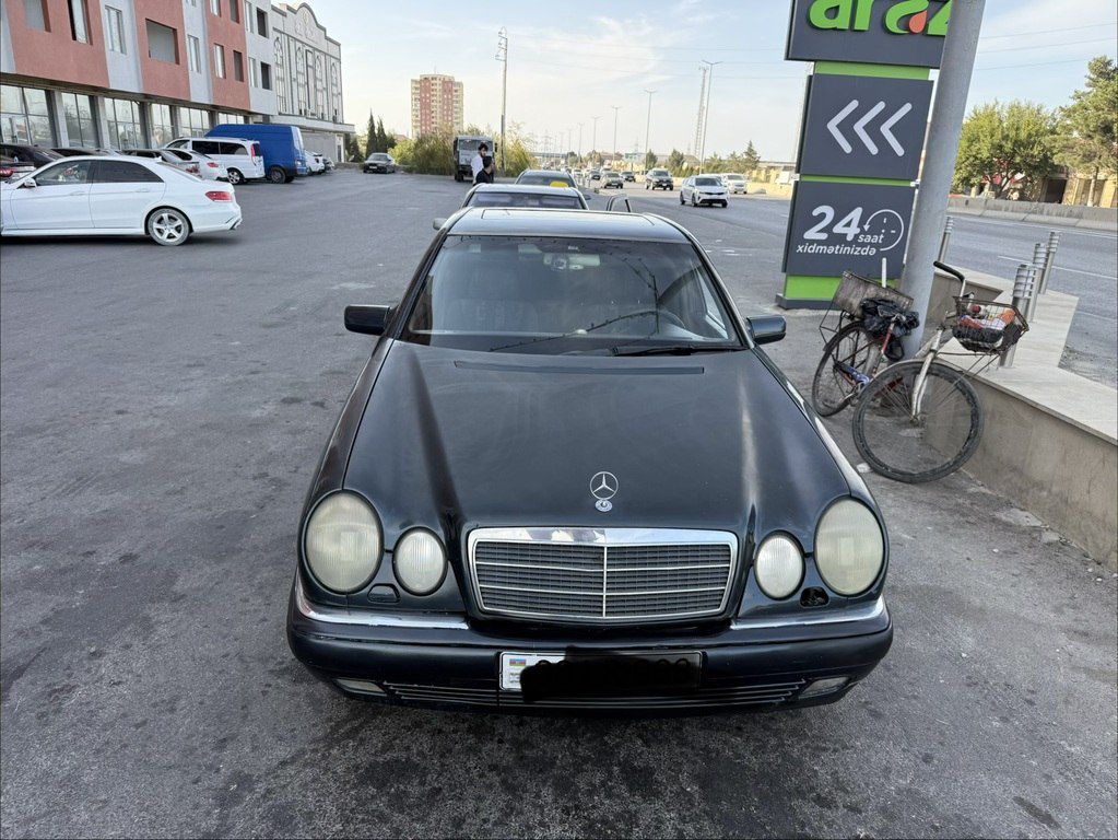 Mercedes E 230, 2.3 L, 1997 il, 418 000 km — Avtomobillər, Bakı (3)