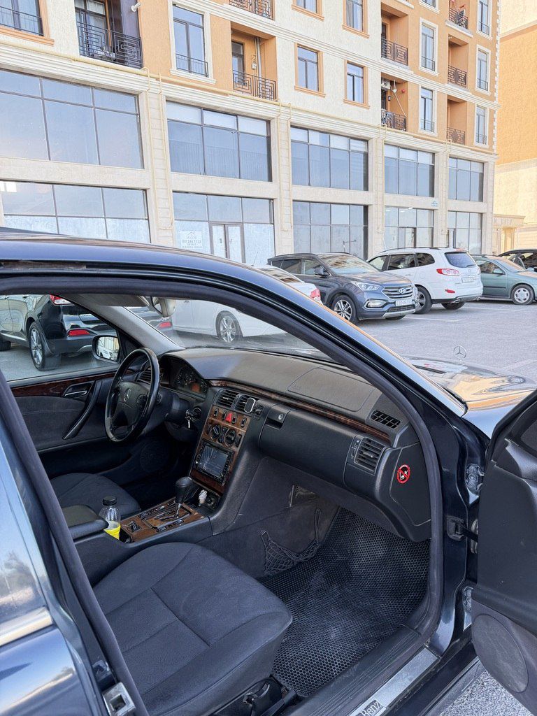 Mercedes E 220, 2.2 L, 1999 il, 520 000 km — Avtomobillər, Bakı (12)
