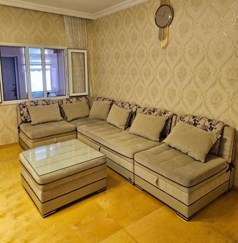 Künc divan, İşlənmiş — Bakı