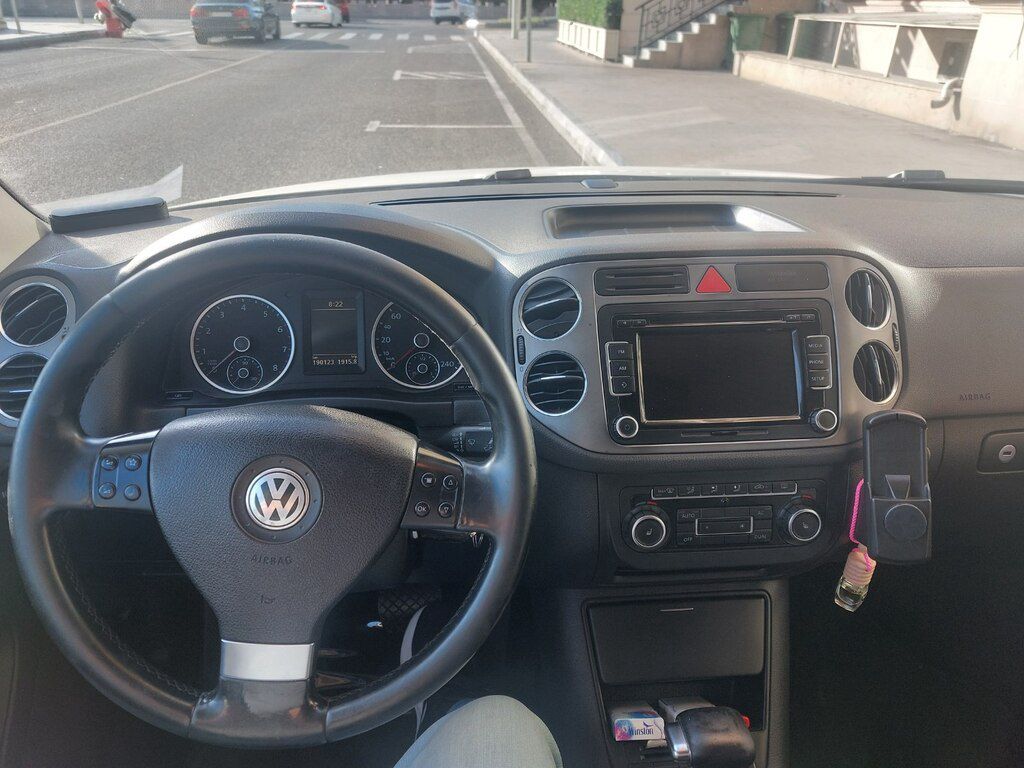 Volkswagen Tiguan, 2.0 L, 2010 il, 190 000 km — Avtomobillər, Bakı (6)