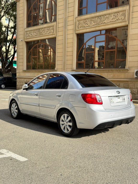 Kia Pride, 1.5 L, 2011 il, 320 000 km — Avtomobillər, Bakı (5)
