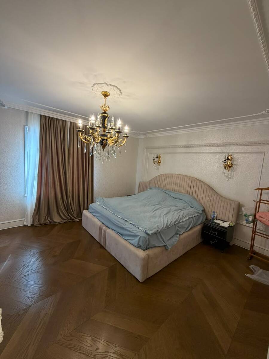 Satılır 4 otaqlı köhnə tikili 213 m² — Mənzil, Bakı (10)