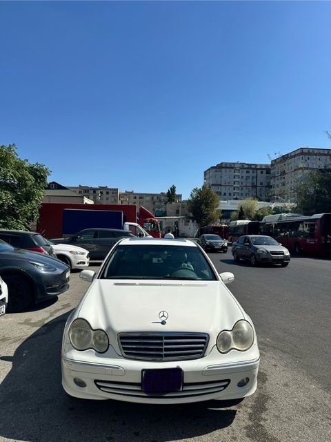 Mercedes C 240, 2.6 L, 2004 il, 281 000 km — Bakı