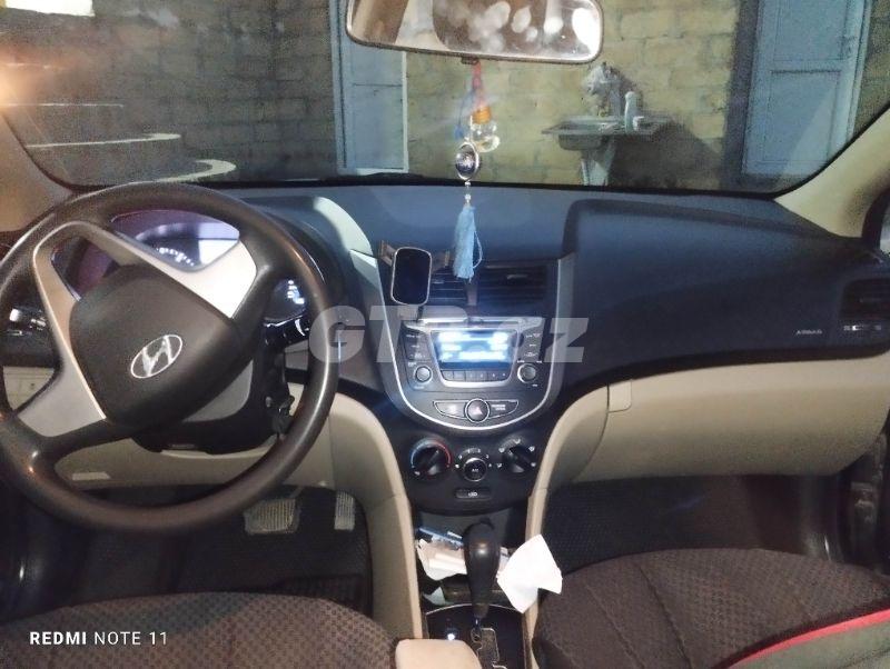 Hyundai Accent 1.6 L, 2017, 158 340 mil — Avtomobillər, Gəncə (6)