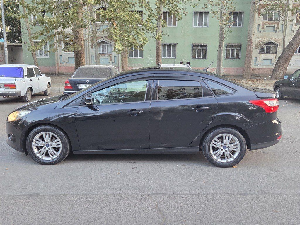 Ford Focus, 1.6 L, 2013 il, 233 000 km 90-UH-085 — Avtomobillər, Bakı (11)