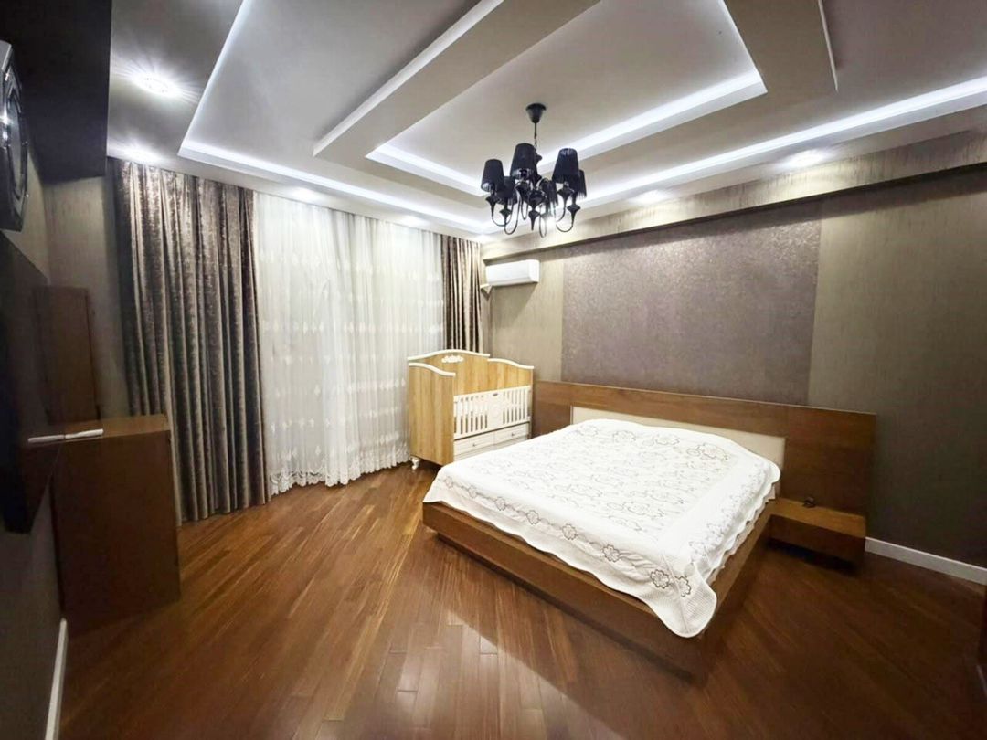 İcarəyə verilir 4 otaqlı yeni tikili 195 m² — Mənzil, Bakı (3)