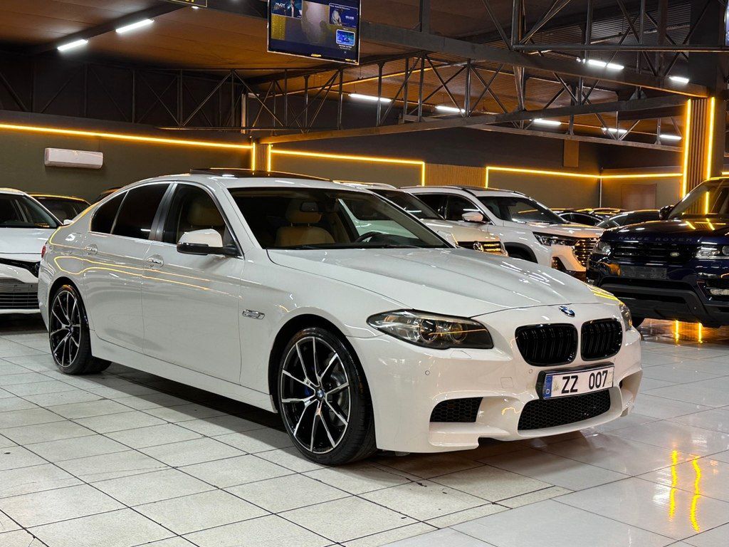 BMW 528, 2.0 L, 2016 il, 10 800 km — Avtomobillər, Bakı (3)