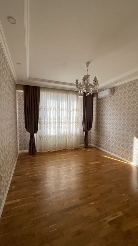Satılır 3 otaqlı yeni tikili 80 m² — Bakı