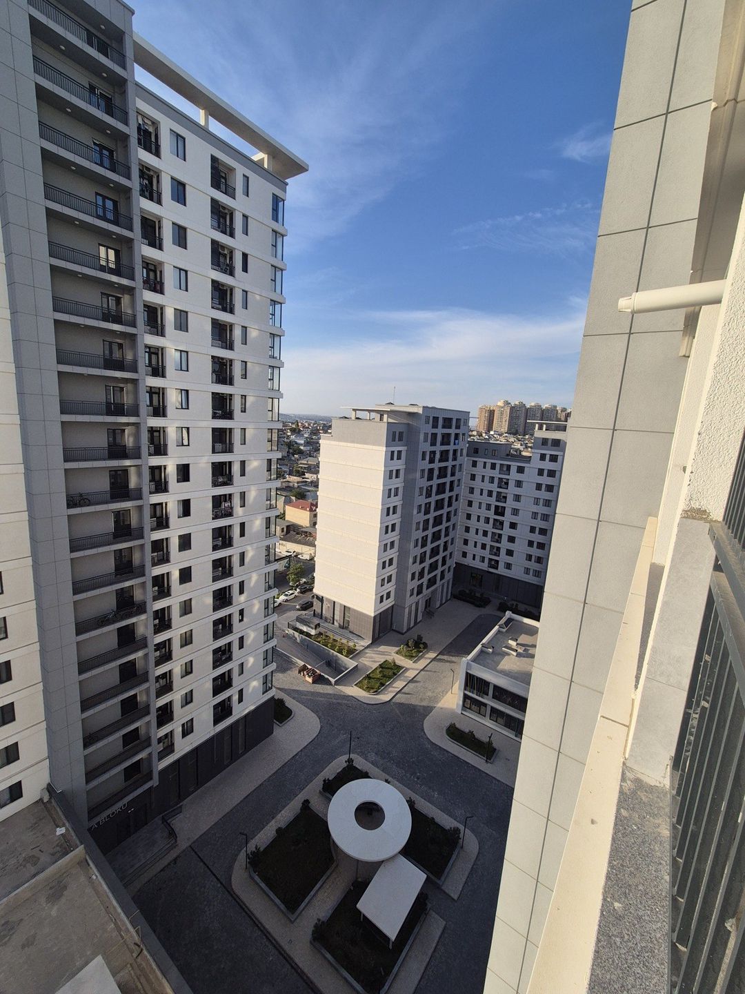 Satılır 3 otaqlı yeni tikili 100 m² — Mənzil, Bakı (2)