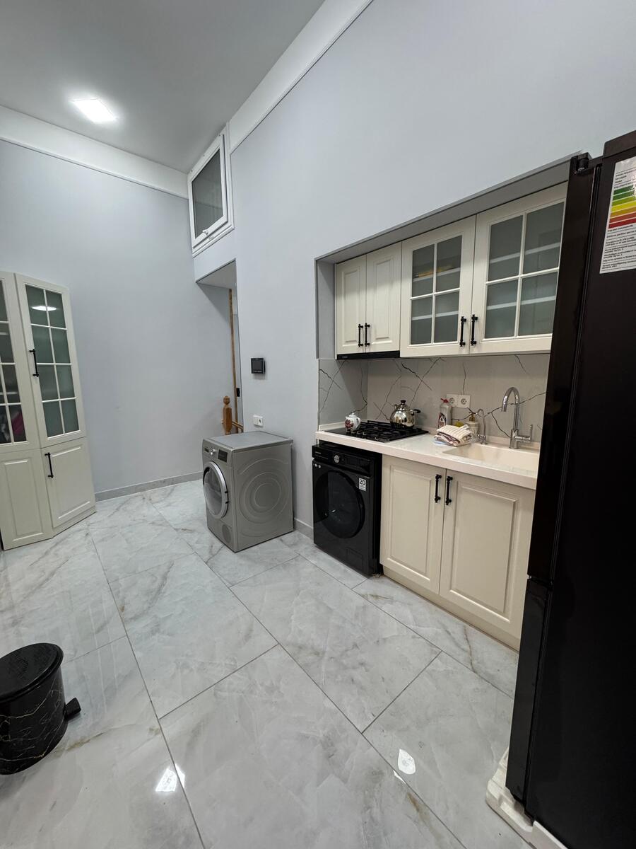 İcarəyə verilir 2 otaqlı köhnə tikili 90 m² — Mənzil, Bakı (7)
