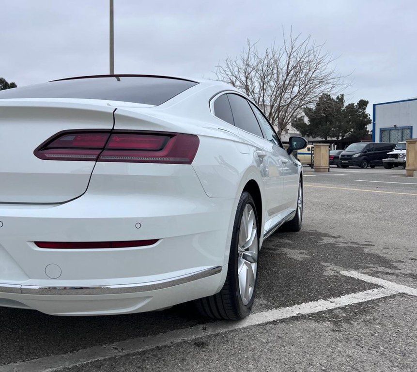 Volkswagen Arteon, 1.5 L, 2018 il, 128 000 km — Avtomobillər, Bakı (11)