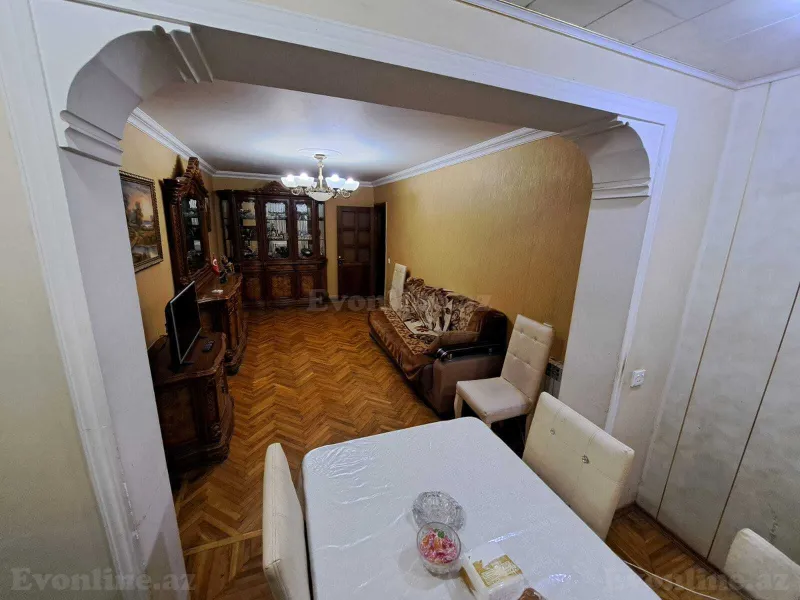 Satılır 3 otaqlı Mənzil Köhnə tikili 70 m² Bakı, Nizami r., 8-ci kilometr — Mənzil, Bakı (2)