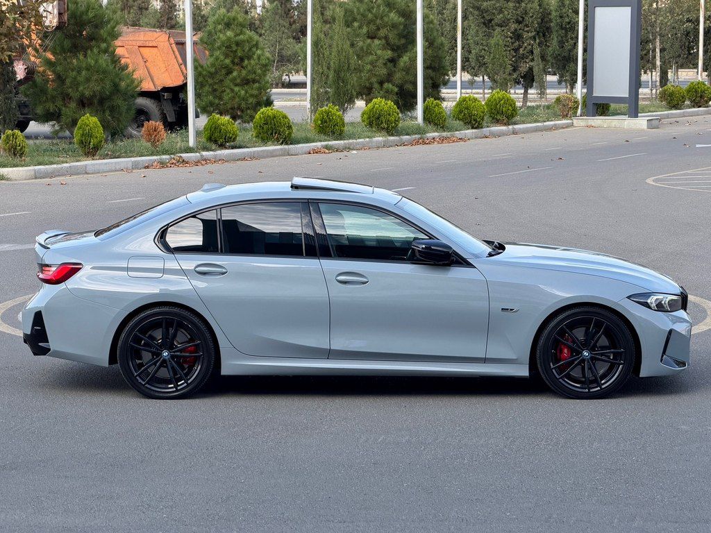 BMW 330e, 2.0 L, 12 kWh, 2023 il, 61 000 km — Avtomobillər, Gəncə (7)