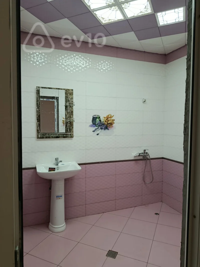 3 otaqlı mənzil, 130 m², İsmayıl Məmmədov 15 — kirayə — Mənzil, Bakı (9)