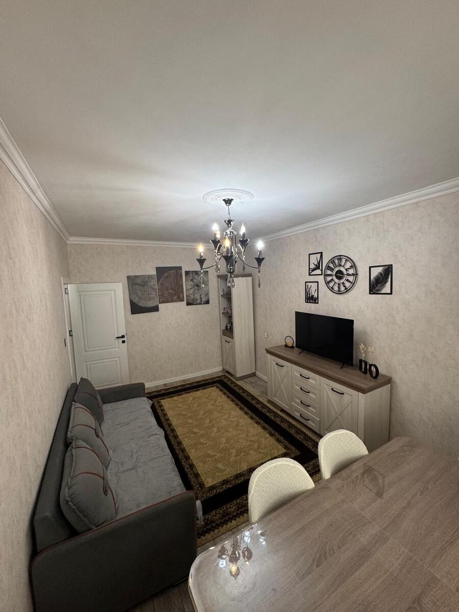 Satılır 4 otaqlı köhnə tikili 110 m² — Mənzil, Bakı (8)