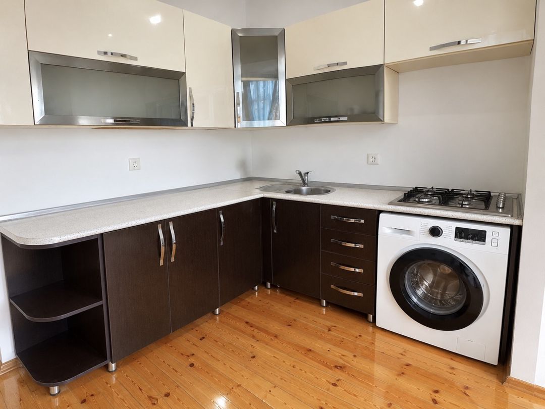 Satılır 2 otaqlı köhnə tikili 65 m² — Mənzil, Bakı (3)