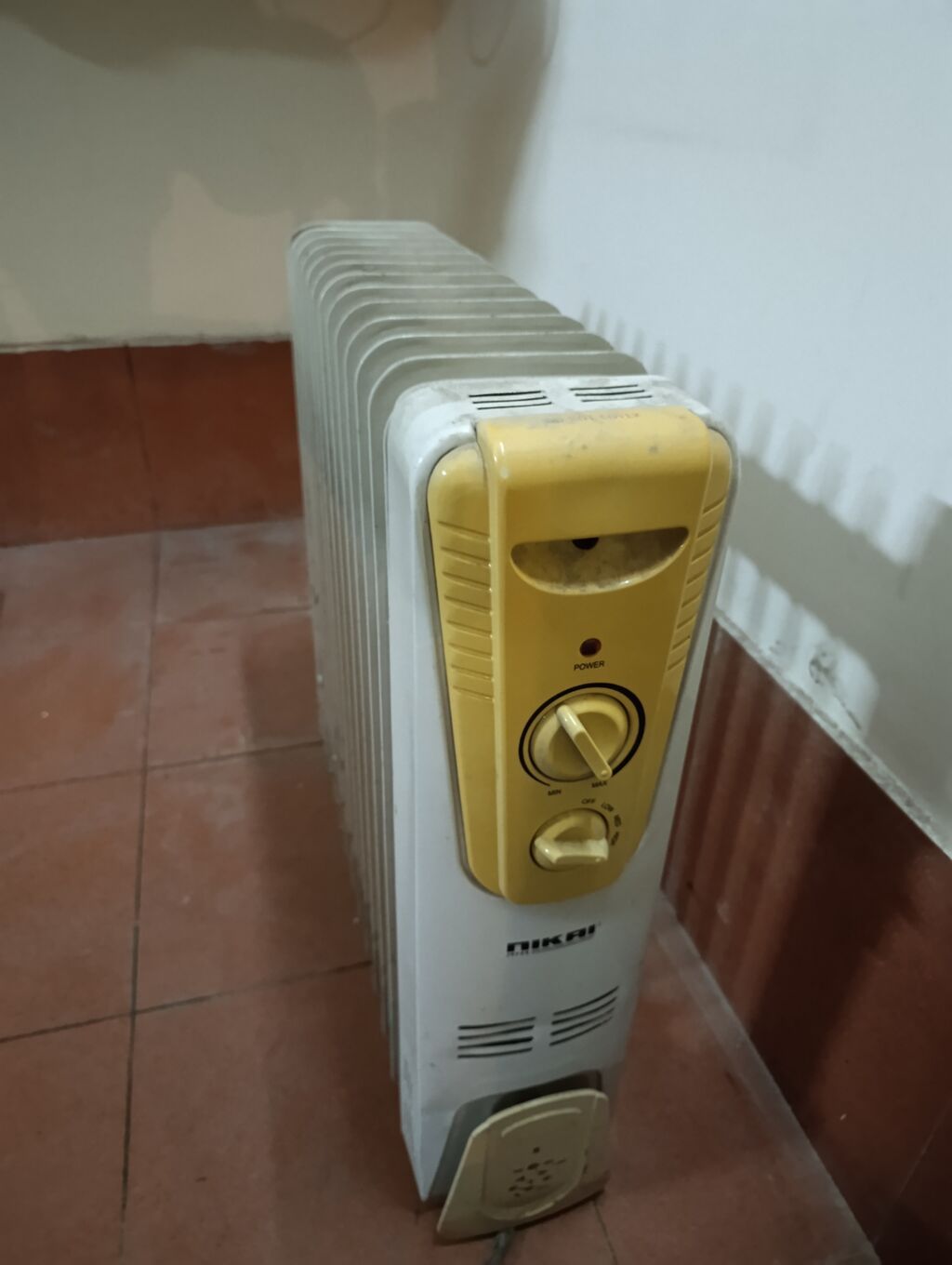 Qizdirici satilir. 25 manat. Indiki kitay mallarinnan deyil toka — Isıtıcılar və isı ventilatorları, Bakı (2)