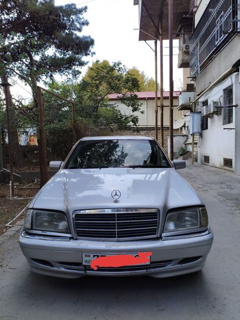 Mercedes C 250, 2.5 L, 1994 il, 450 000 km — Bakı